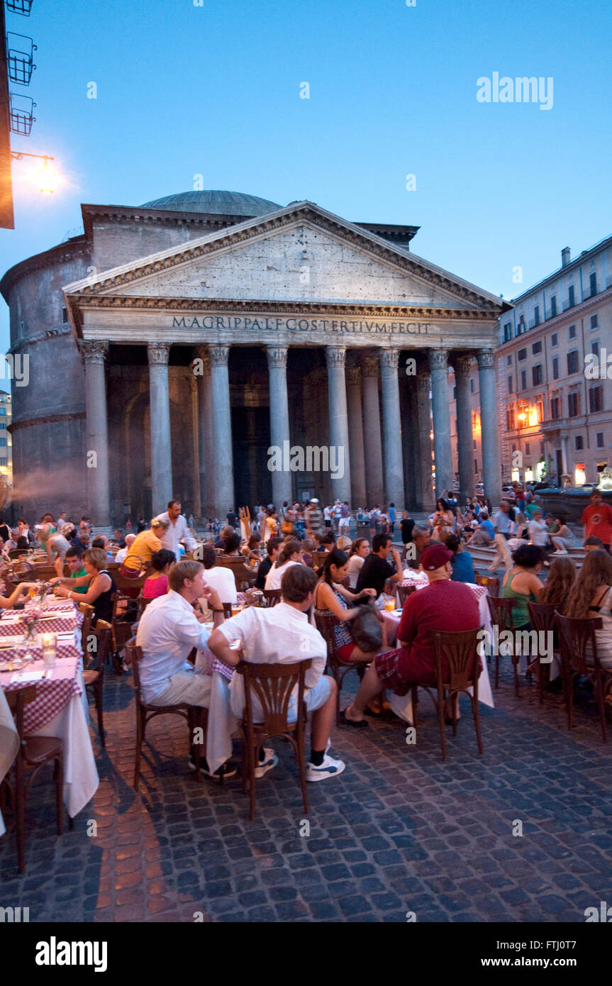 Italy, Lazio, Rome, Piazza della Rotonda, Fountain background  the Pantheon, Restaurant Stock Photo