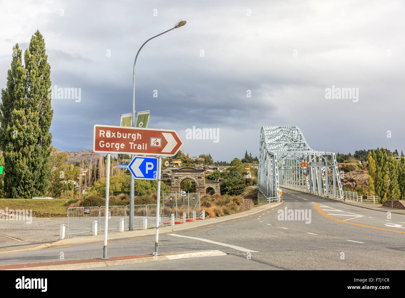 Roxburgh trail otago hires stock photography and images Alamy