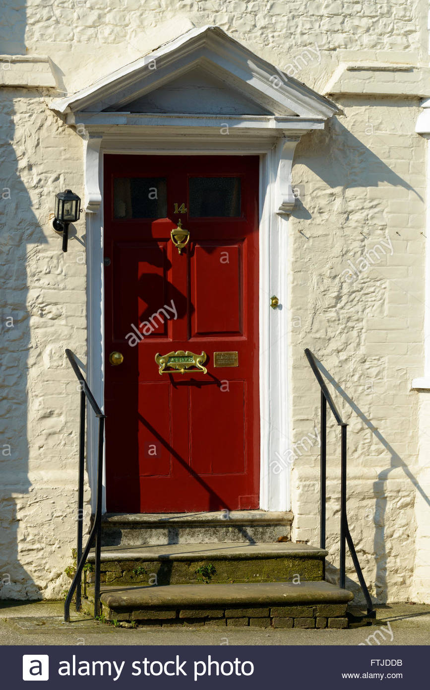 Front Door Steps Uk Stock Photos & Front Door Steps Uk Stock Images Alamy