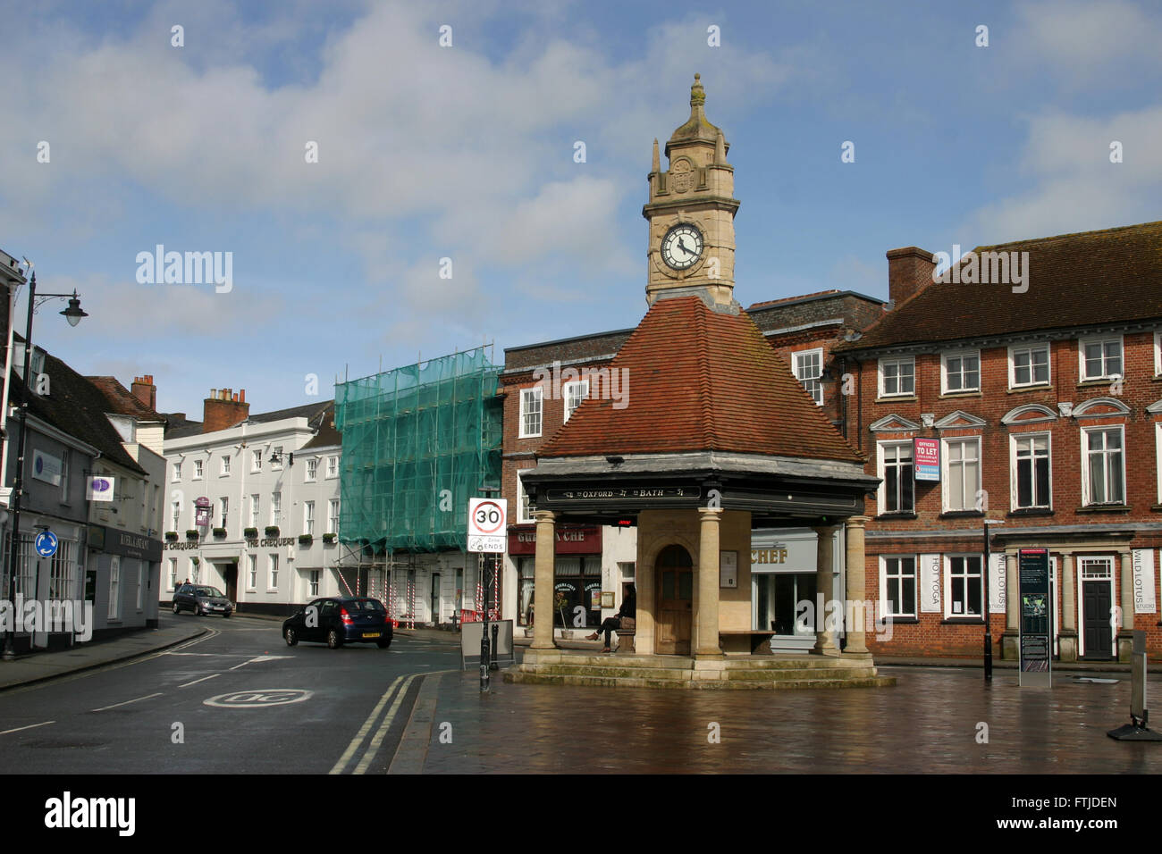 Newbury town centre hires stock photography and images Alamy