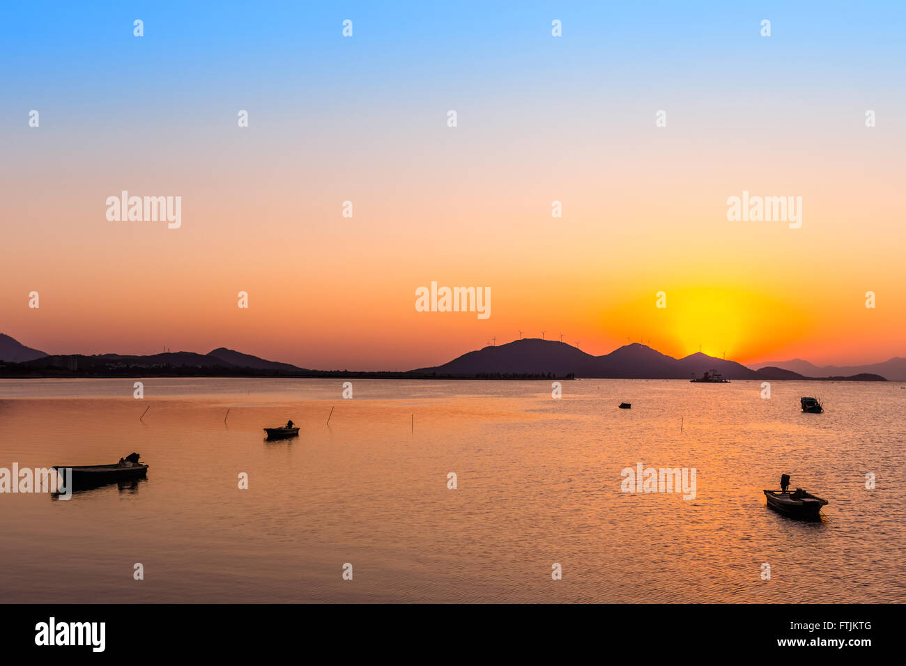 Beautiful sunset on sea ships hi-res stock photography and images - Alamy