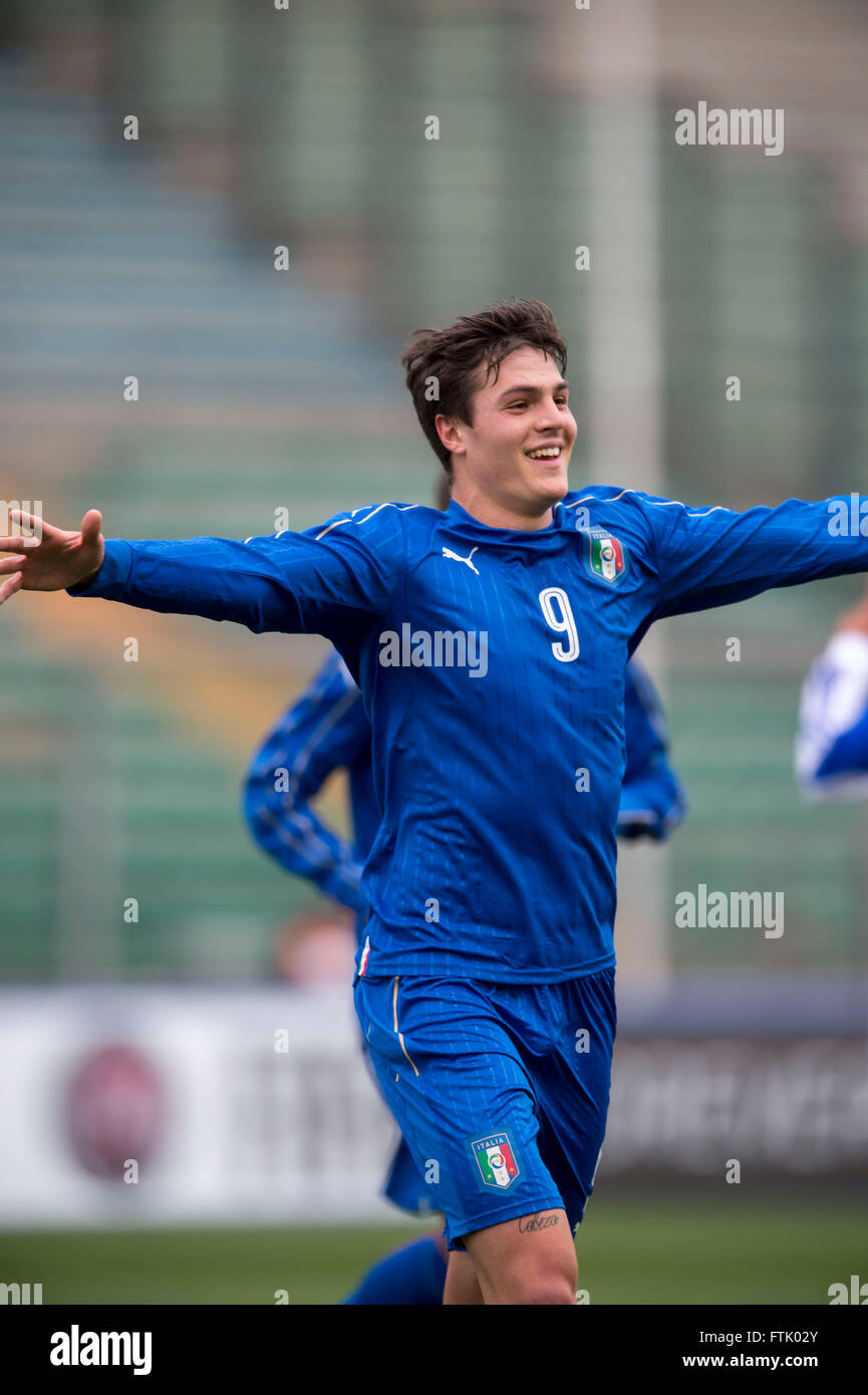 Andrea favilli hi-res stock photography and images - Alamy