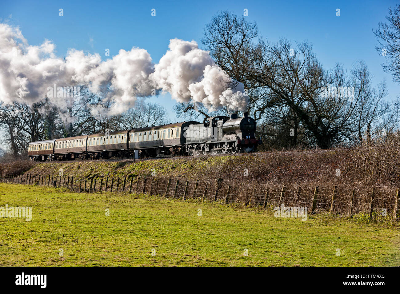 West Somerset Railway, 4F Steaming Along Watts Bank Stock Photo