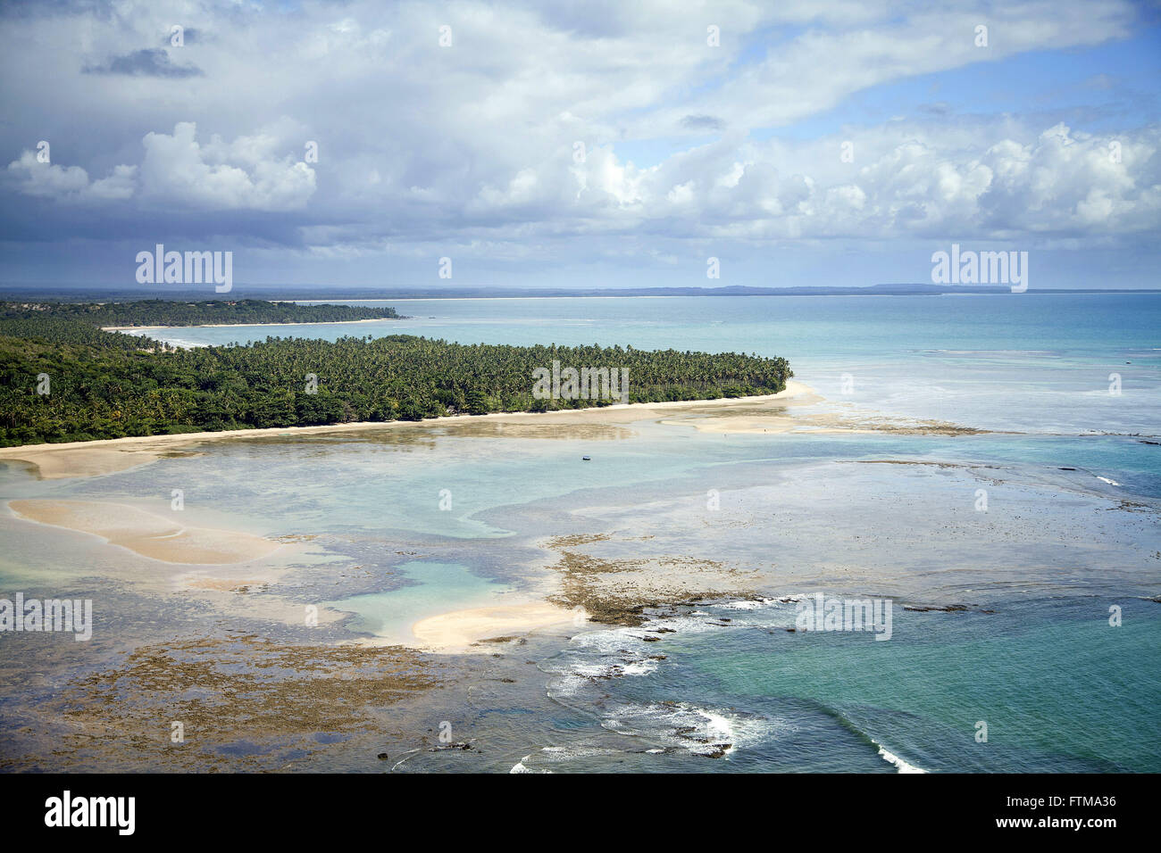 Coral reefs in Morere Beach - Boipeba - Archipelago Tinhare Stock Photo