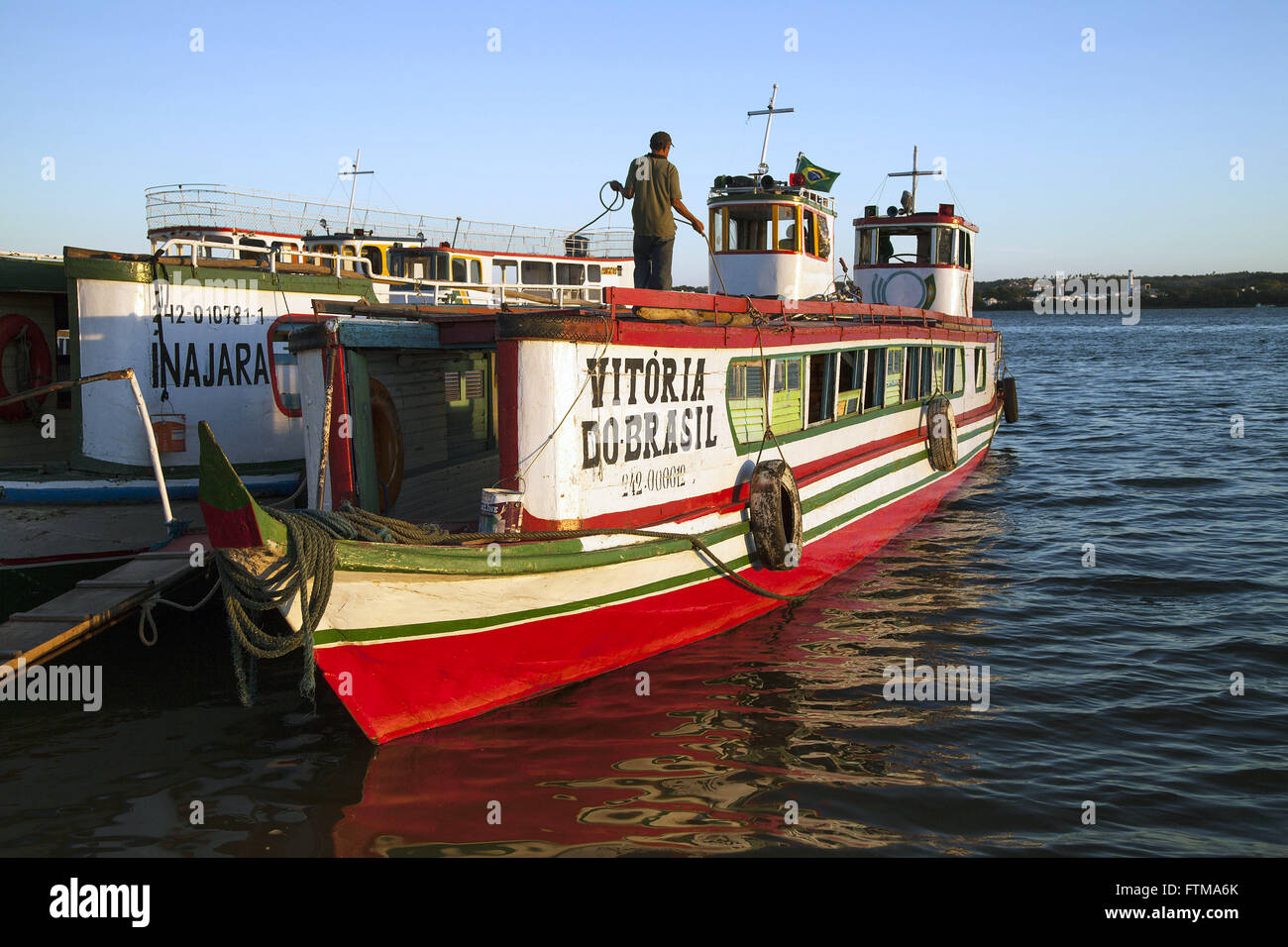 Barcos de transporte de passageiros pelo Rio Sao Francisco Stock Photo