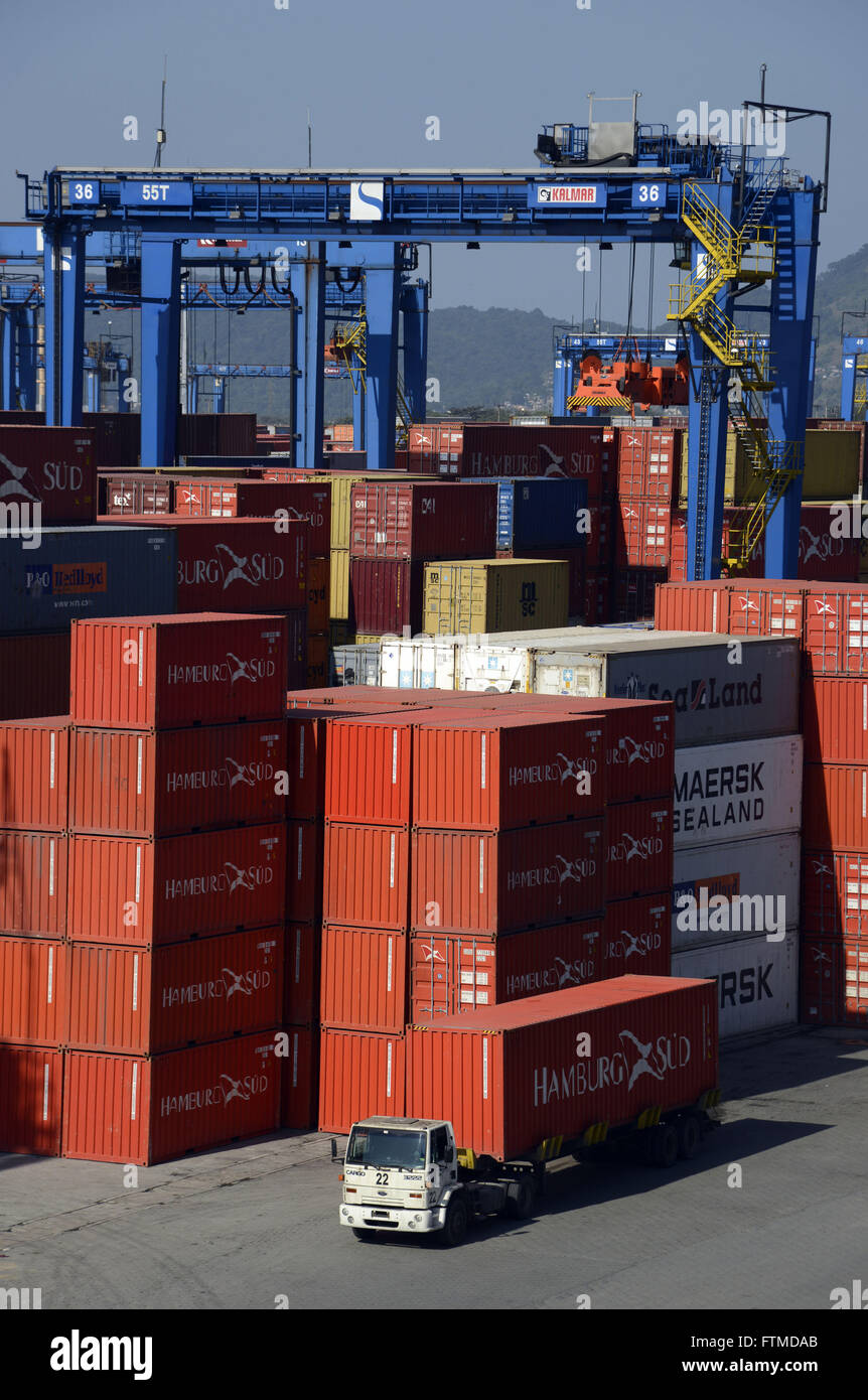 Shipping container truck hi-res stock photography and images - Alamy