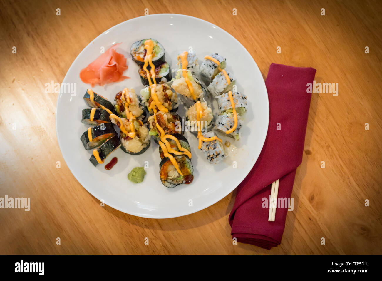 Fancy Japanese tempura sushi rolls with spicy mayonnaise Stock Photo Alamy