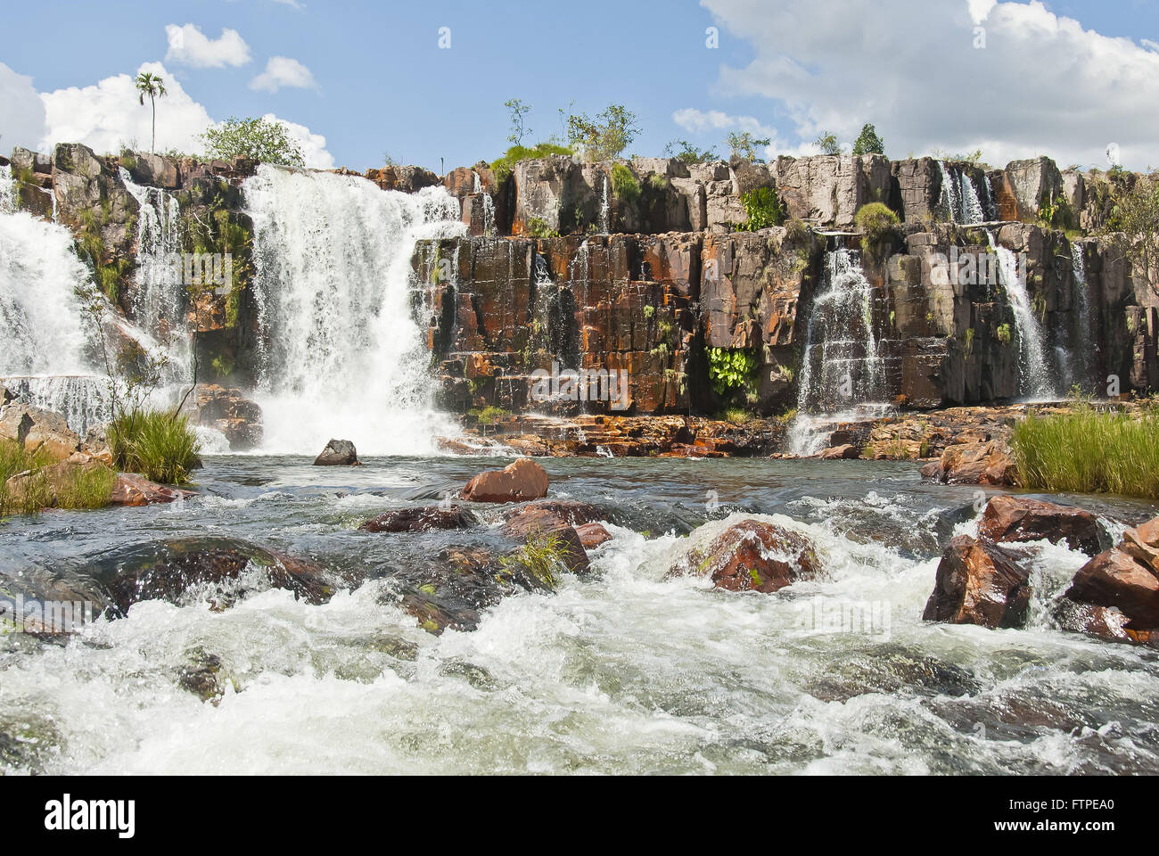 Couros waterfall hires stock photography and images Alamy