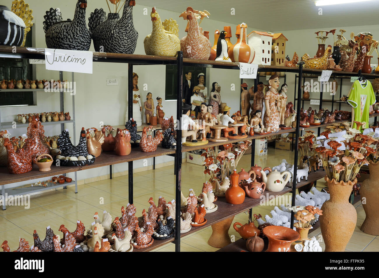 Modeled ceramic sculptures by craftsmen from the village of Santana do Aracuai Stock Photo