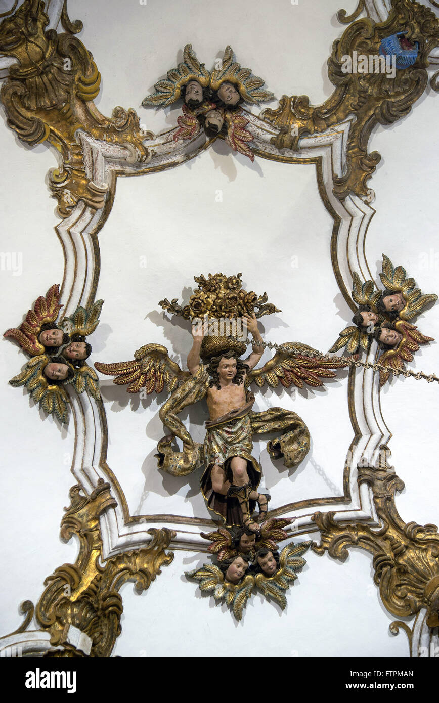 Obra de arte barroca no interior da Igreja Sao Francisco de Assis Stock Photo