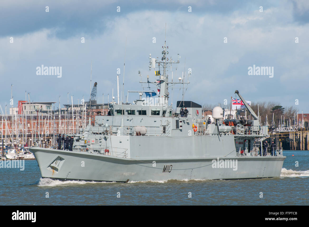 The British Royal Navy Mine Warfare Vessel, HMS Ramsey (M110) departing Portsmouth, UK on the 29th March 2016. Stock Photo