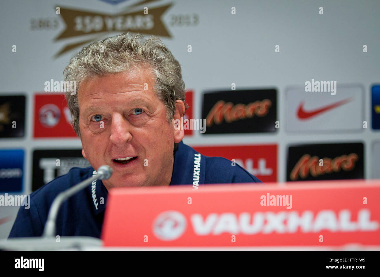 ENGLAND NATIONAL SOCCER MANAGER visual data 8