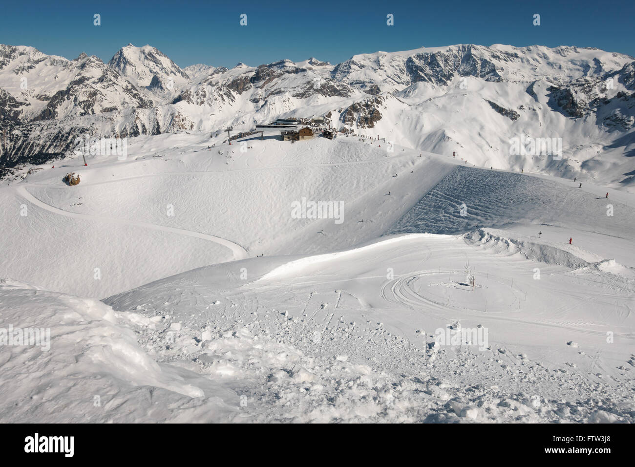 French alps mountain top, clear blue sky, glacier, Val Thorens, France  Stock Photo - Alamy
