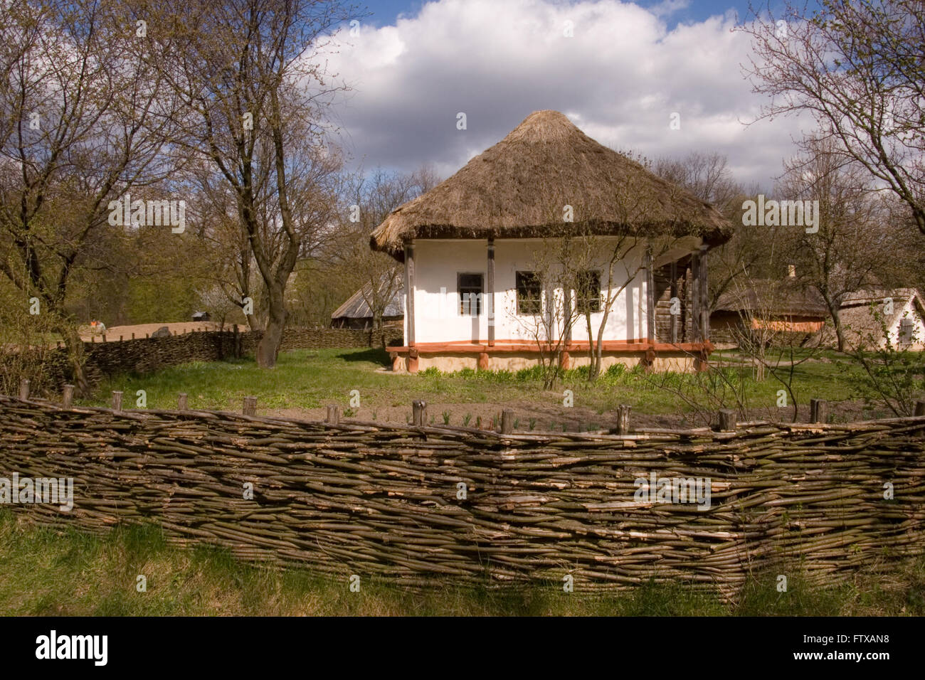 Garden house green retro hi-res stock photography and images - Alamy