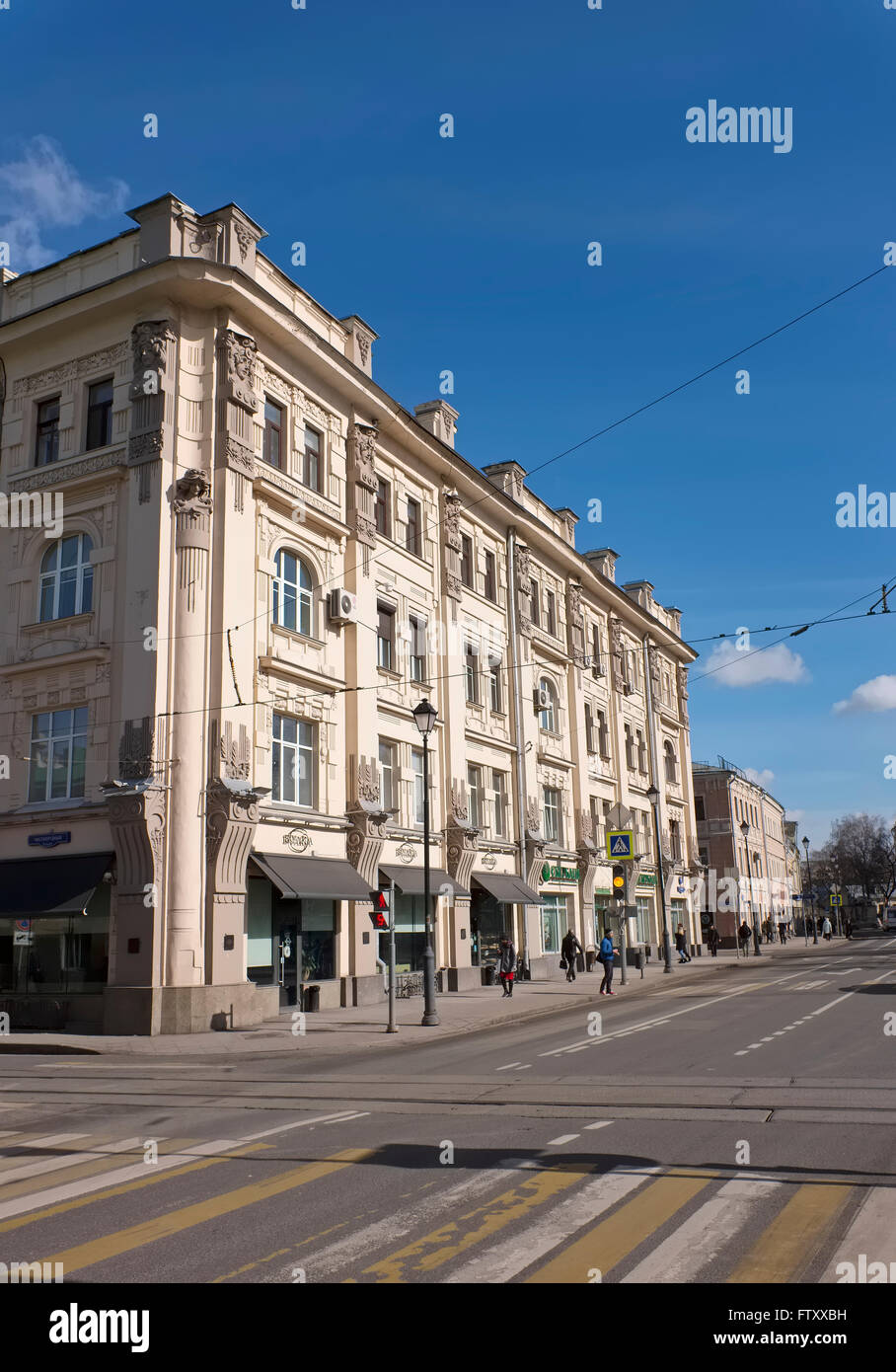 View of the former apartment house bread merchant Rakhmanov on Pokrovka Street, 19, 19-20 century, architect P.A. Drittenpreys Stock Photo