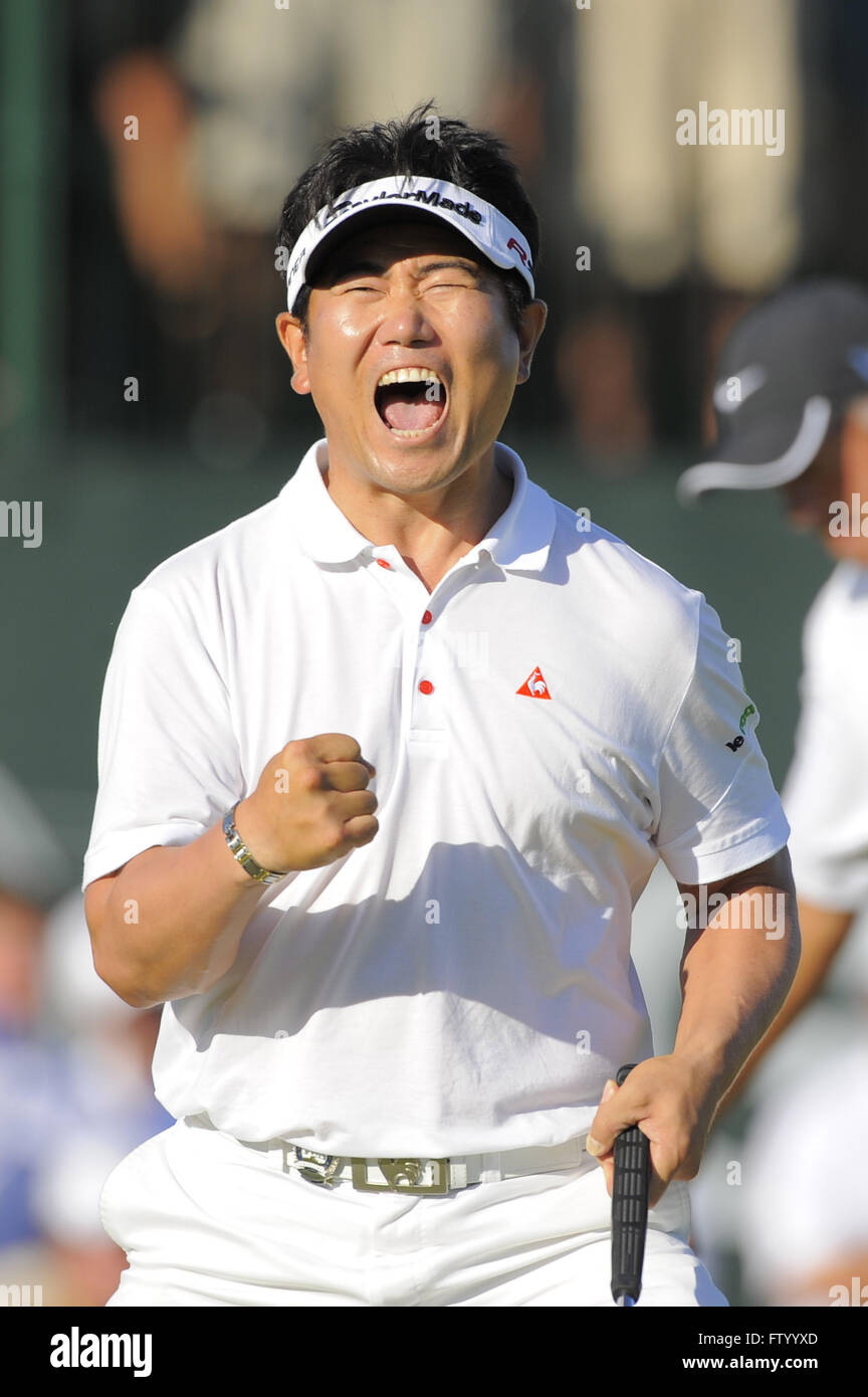 Chaska, MN, UNITED STATES. 16th Aug, 2009. Y.E. Yang of Korea celebrates after making a birdie putt on the 18th green to win the 2009 PGA Championship at Hazeltine National Golf Club on Aug 16, 2009 in Chaska, MN.ZUMA Press/Scott A. Miller © Scott A. Miller/ZUMA Wire/Alamy Live News Stock Photo