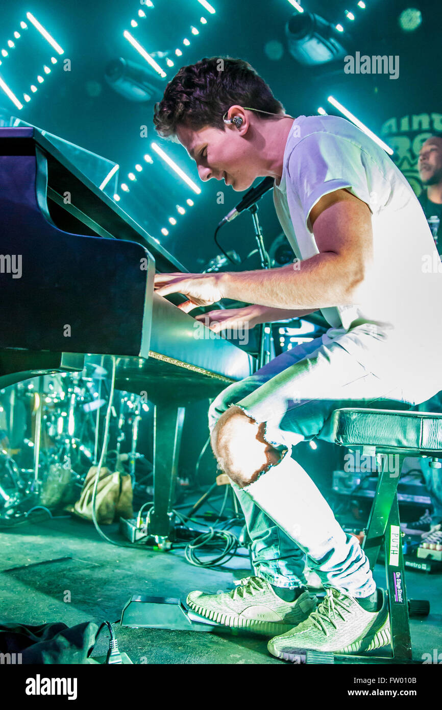 Charlie puth tour hires stock photography and images Alamy