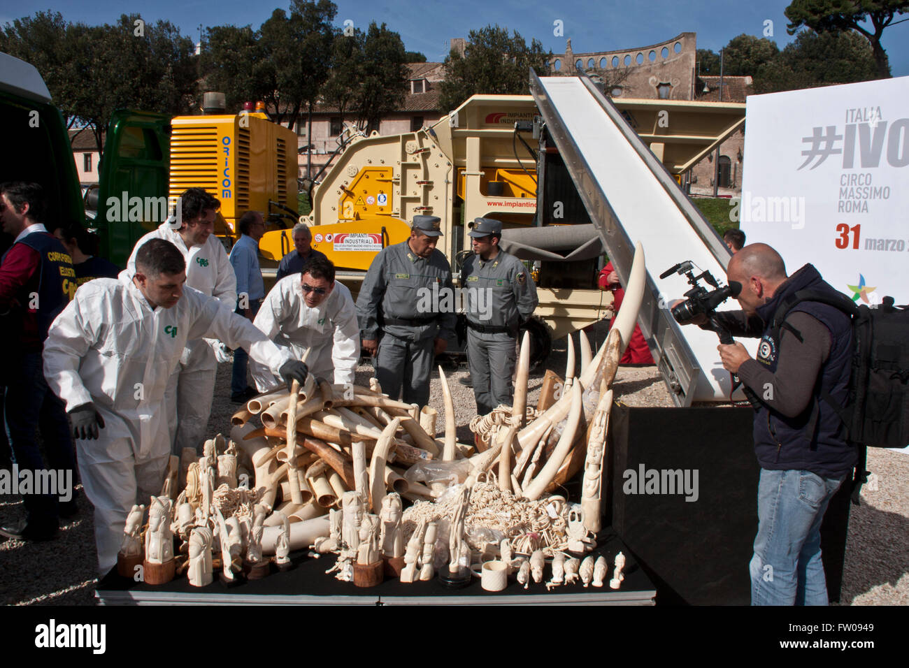 From poachers hi res stock photography and images Page 8 Alamy