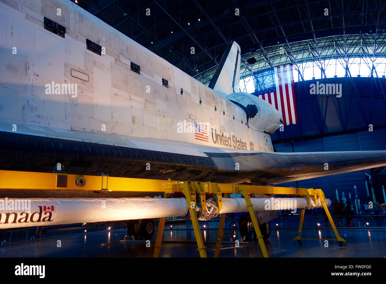 Space shuttle hanger hi-res stock photography and images - Alamy