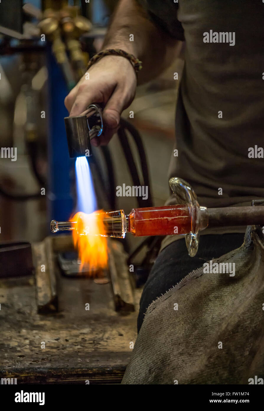 Melt blowing hires stock photography and images Alamy