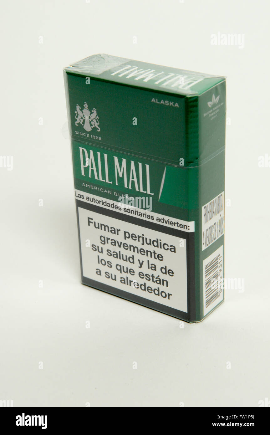 Pall Mall Cigarette Packet Stock Photo Alamy