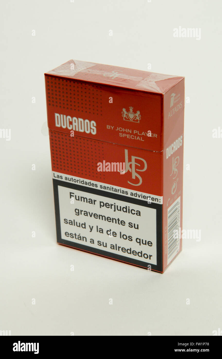 Players cigarettes hi-res stock photography and images - Page 2