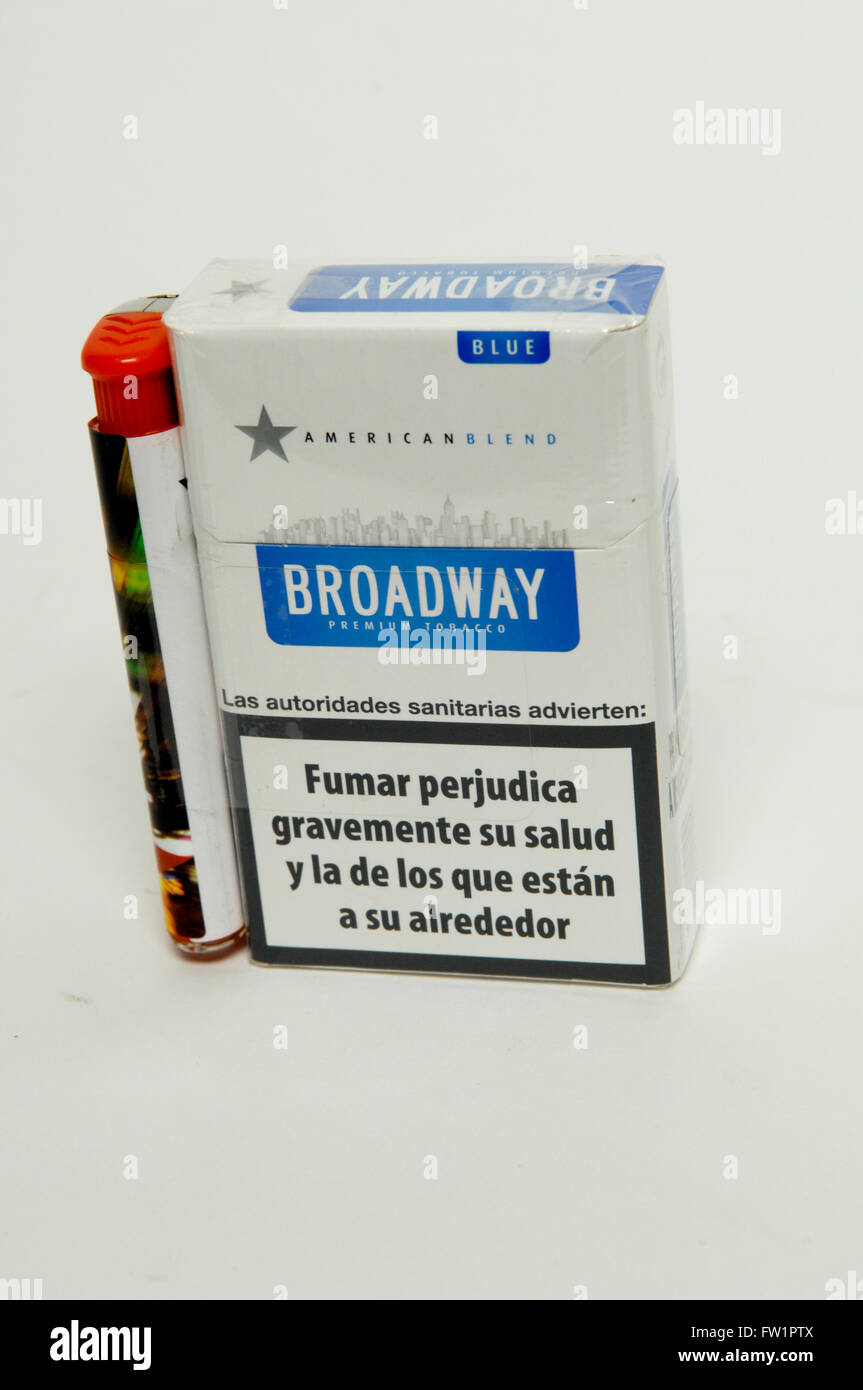 Broadway Blue American Blend Cigarettes Stock Photo Alamy