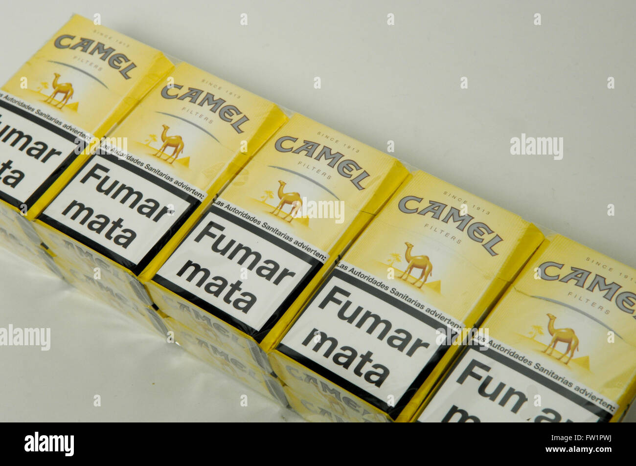 Carton of Camel Cigarettes Tobacco Stock Photo - Alamy