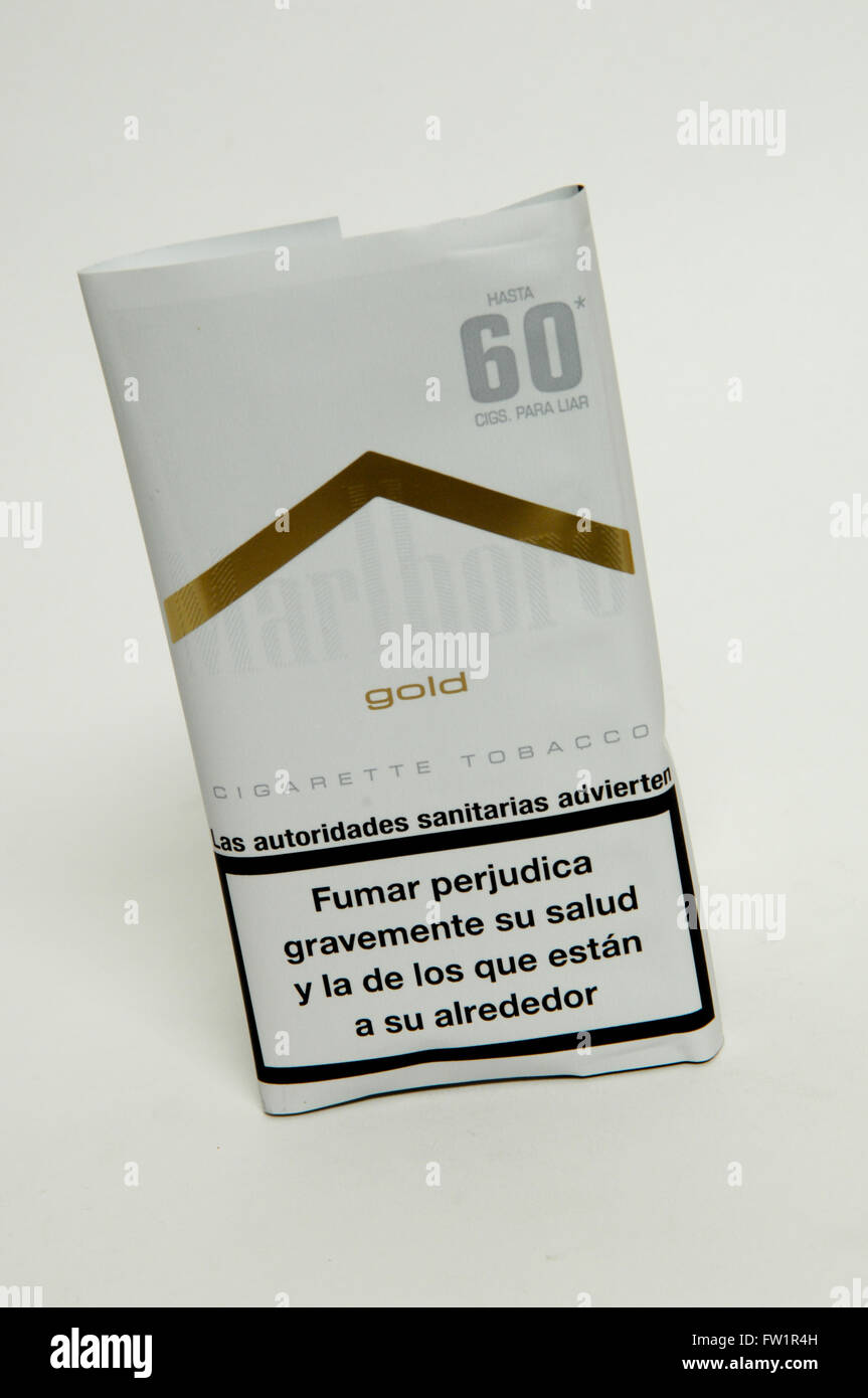 Marlboro gold light premium hand rolling tobacco 60g Stock Photo - Alamy