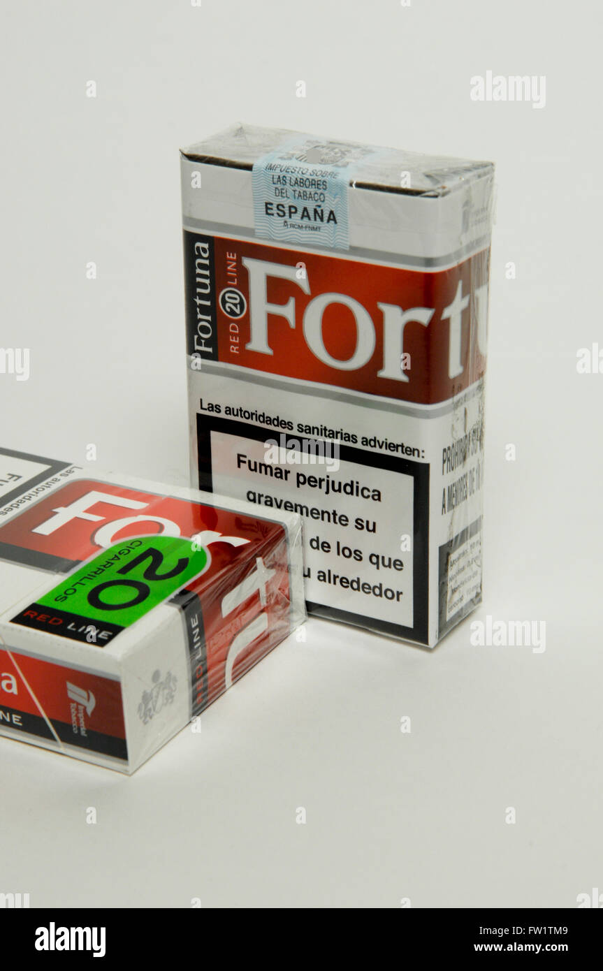 Fortuna tobacco cigarette packet hi-res stock photography and images - Alamy