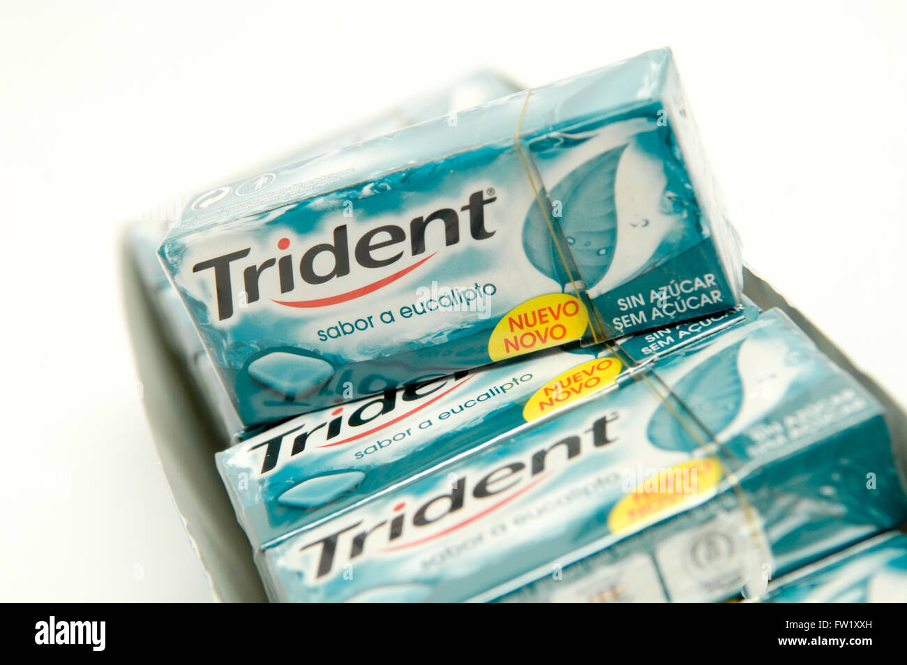 Trident gum hi-res stock photography and images - Alamy