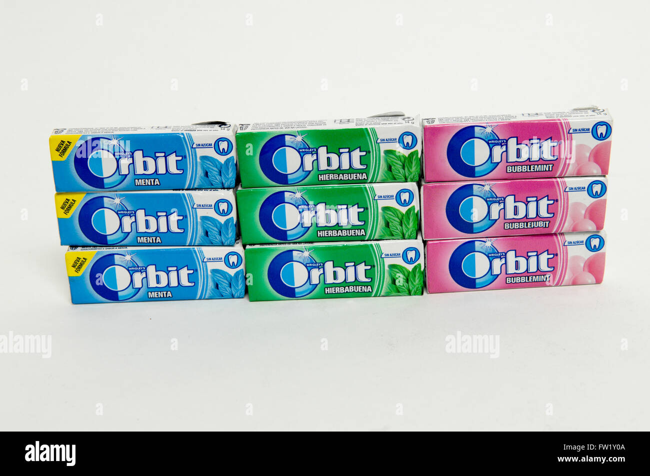 thumbnail interactive-video image 1 of Wrigley’s Orbit Chewing Gum Variety – Peppermint, Fruit, Strawberry, Orange, Blueberry – Gum Bar, 5-Flavor Pack 1 of 5
