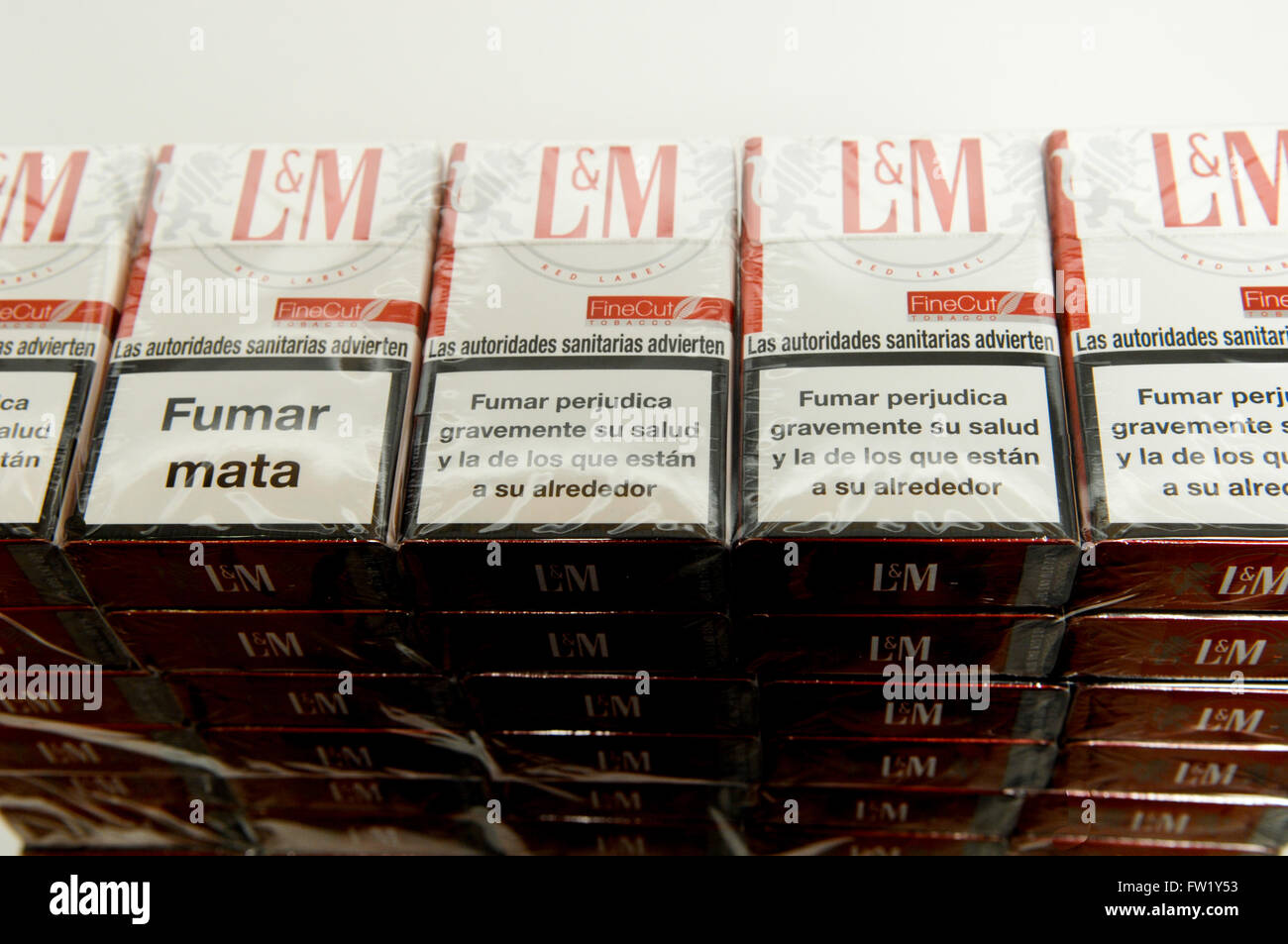 L&m cigarette hires stock photography and images Alamy