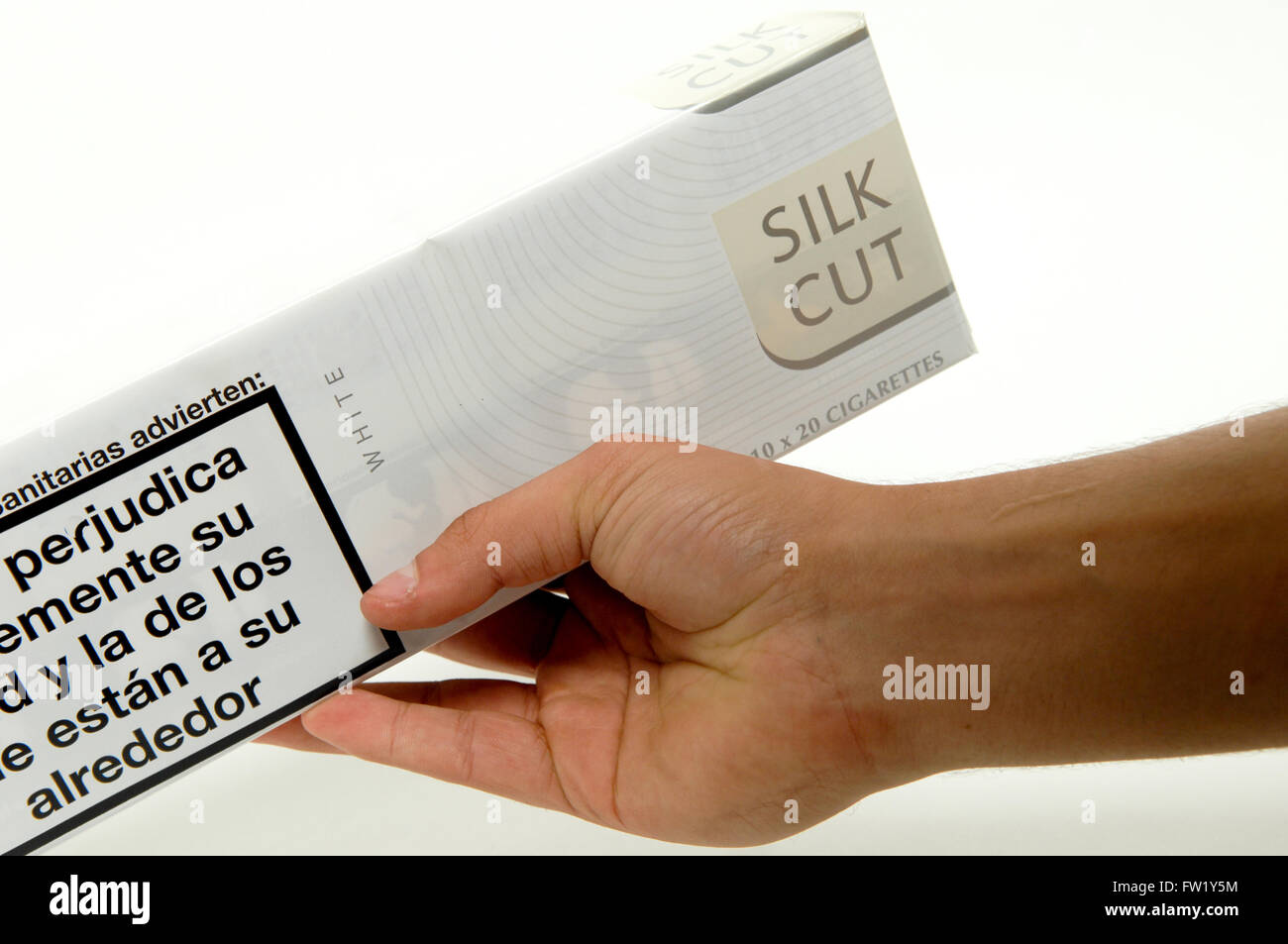 silk cut white cigarettes where to buy Silk Cut Cigarettes Carton on sale in a tobacconist Stock Photo