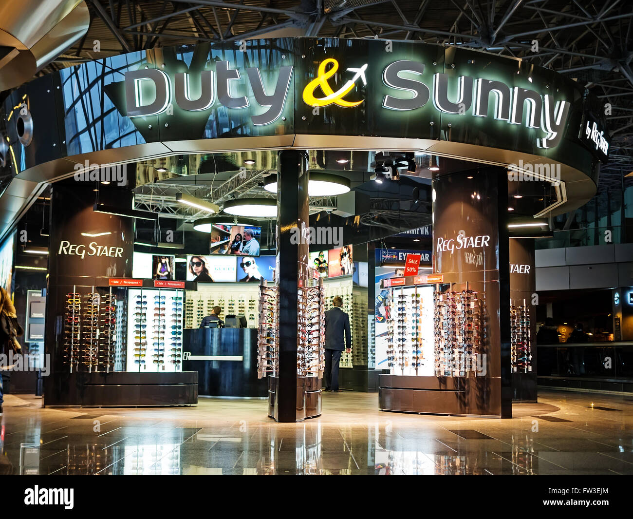 Duty Free Goods Stock Photos & Duty Free Goods Stock Images - Alamy