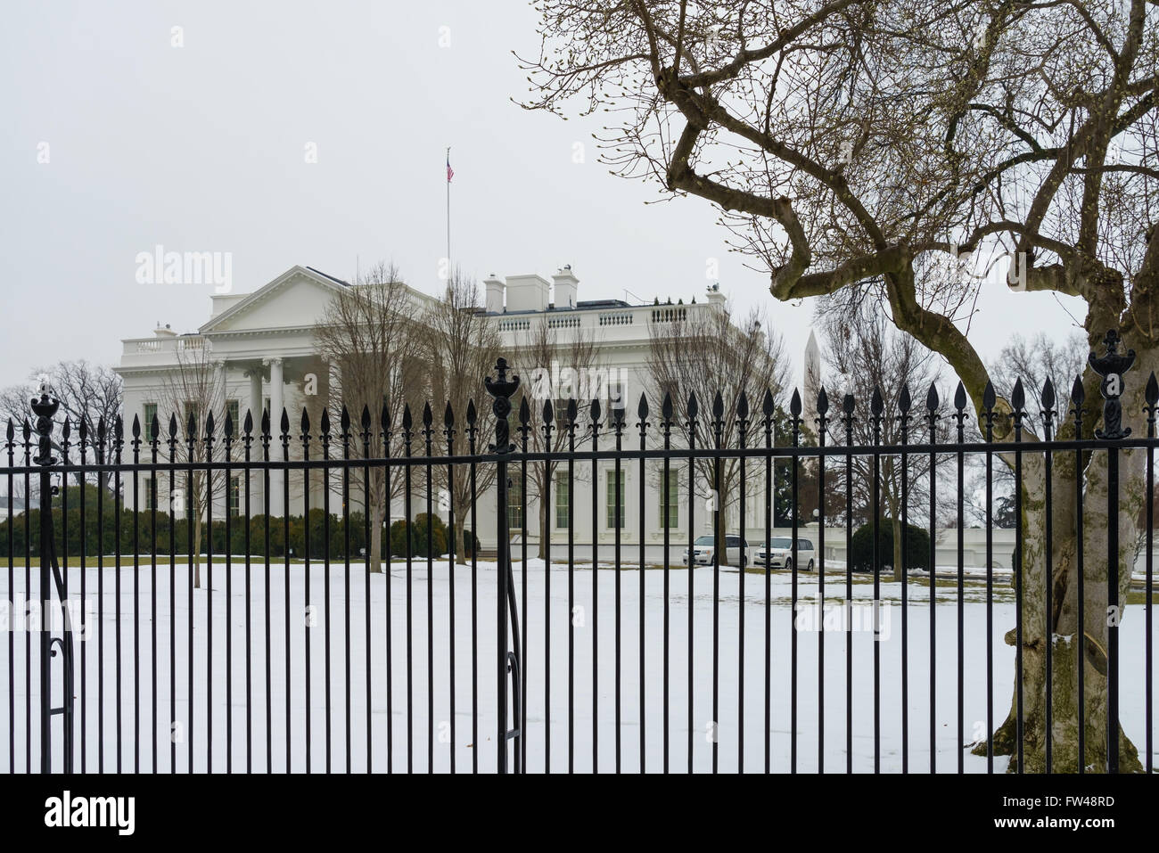 The White House and gardens in winter snow, Washington DC, USA. Stock Photo