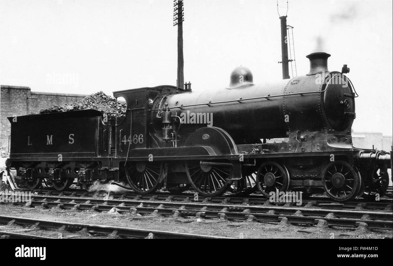 Caledonian Railway Pickersgill 72 Class 4-4-0 steam locomotive No.124 as LMS 14466 Stock Photo
