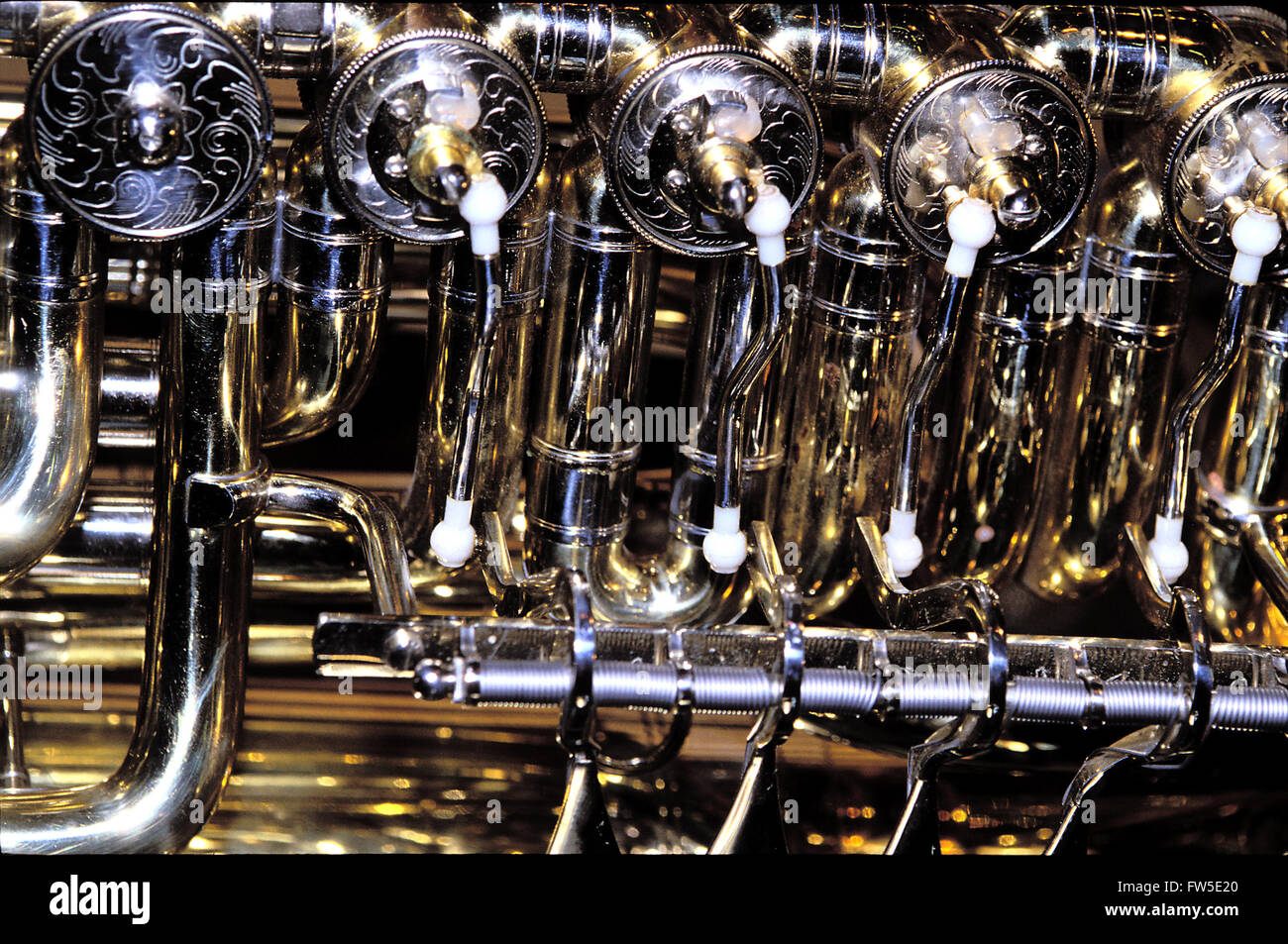 INSTRUMENTS BRASS TUBA Rotary valve mechanism Stock Photo Alamy