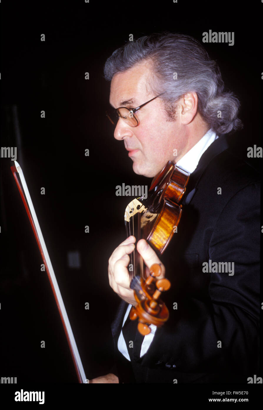 Pinchas zukerman hires stock photography and images Alamy