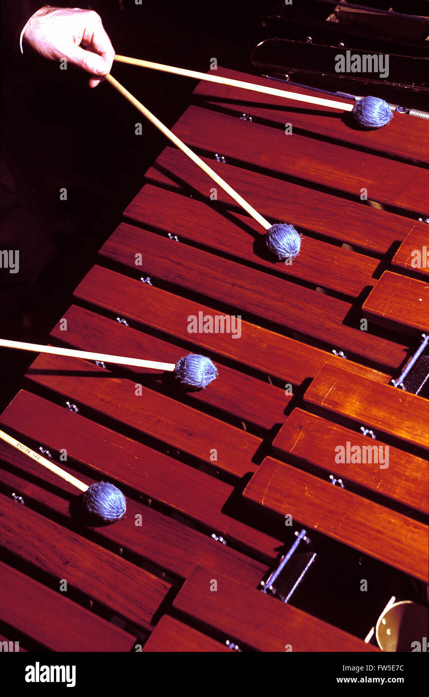 INSTRUMENTS PERCUSSION MARIMBA Being played with double sticks