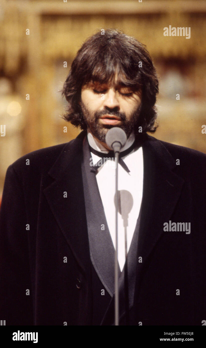 Is Andrea Bocelli blind? The story behind the famed tenor's sight loss -  Classic FM