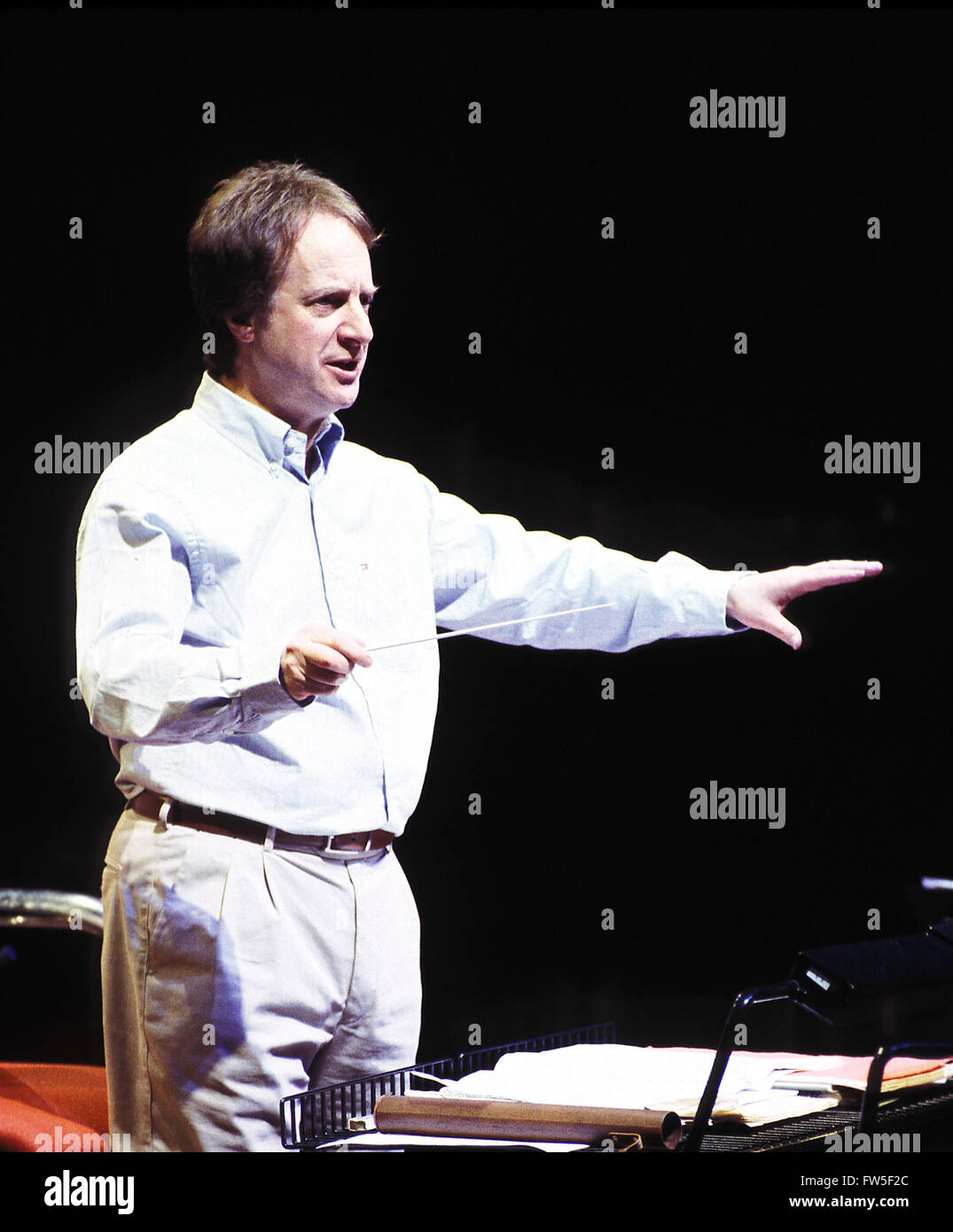 Anthony Inglis conducting. Conductor Stock Photo Alamy