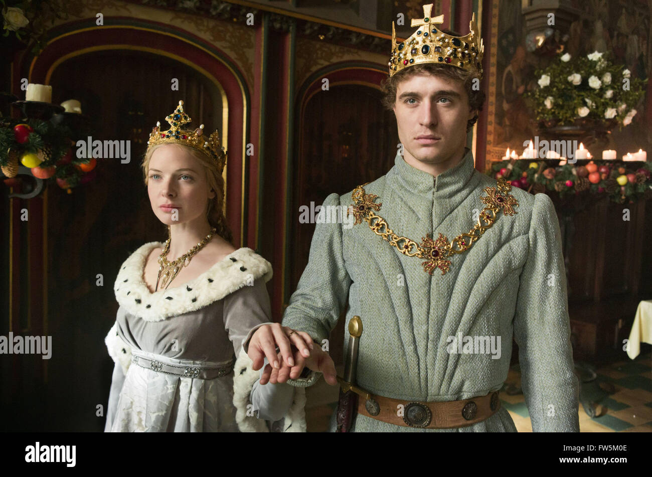 The White Queen Rebecca Ferguson Stock Photos & The White Queen Rebecca ...