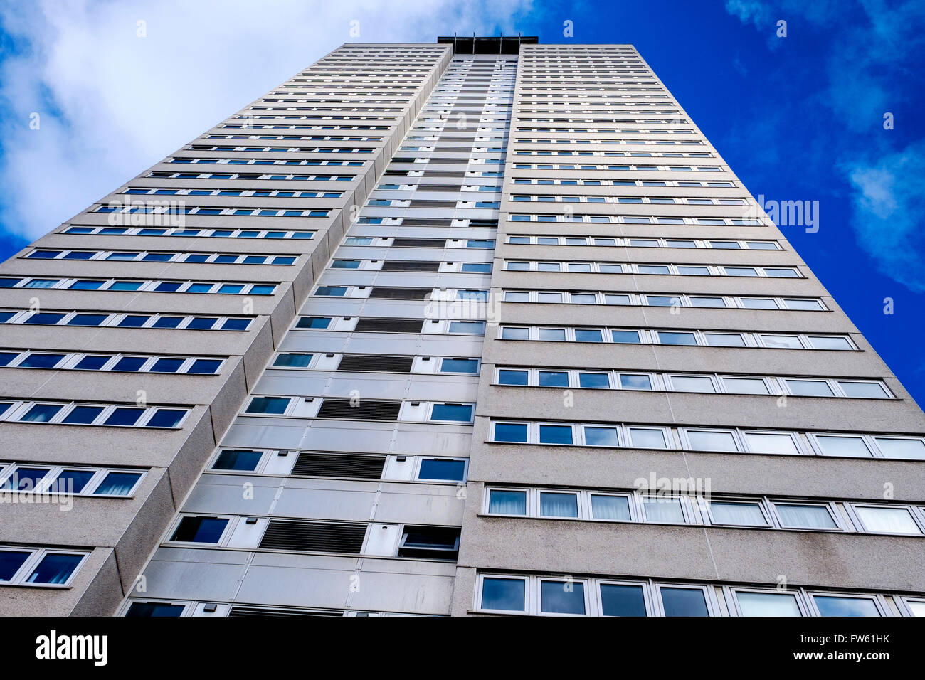 High rise flats birmingham hires stock photography and images Alamy
