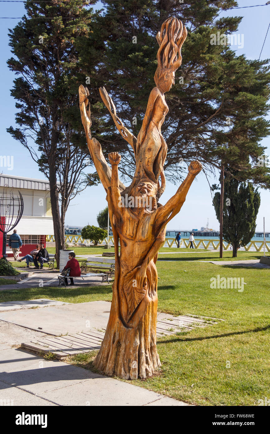 CARVED TREE, PUERTO MADRYN, ARGENTINA - CIRCA DECEMBER 2015.  Several trees in Puerto Madryn have been sculpted into pieces of a Stock Photo