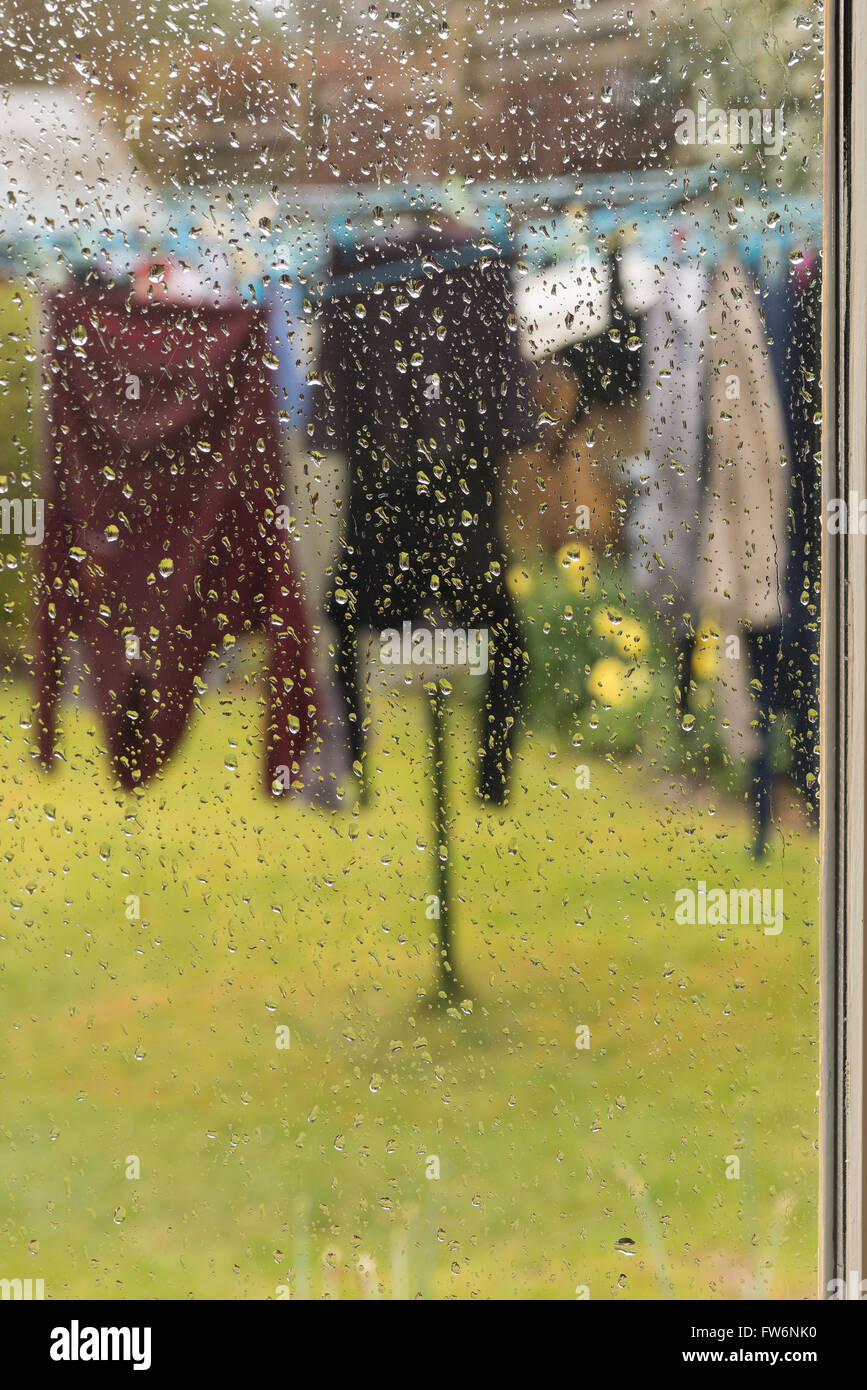 Wet laundry drying airer High Resolution Stock Photography and Images