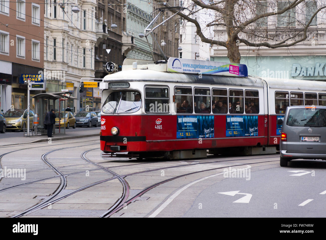 Tram Type E1 on line 43 Schottentor U in Vienna Stock Photo