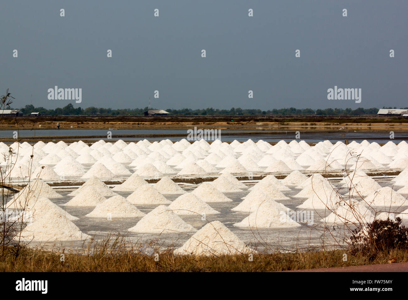 Bringing Salt Bring evaporation hi-res stock photography and images - Alamy