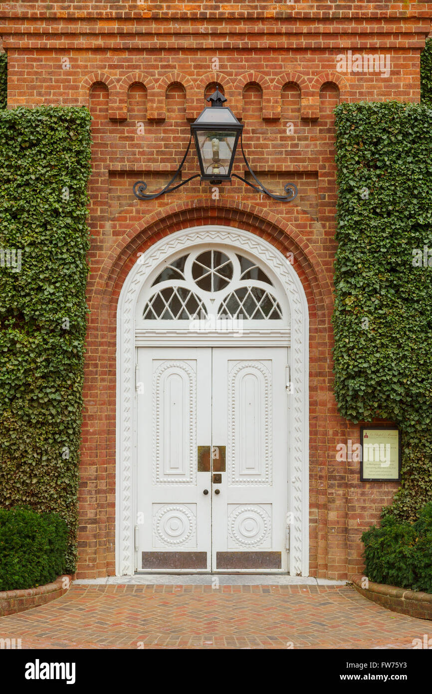 Chapel door, Washington and Lee University, Lexington, Shenandoah Valley, Virginia, USA. Stock Photo