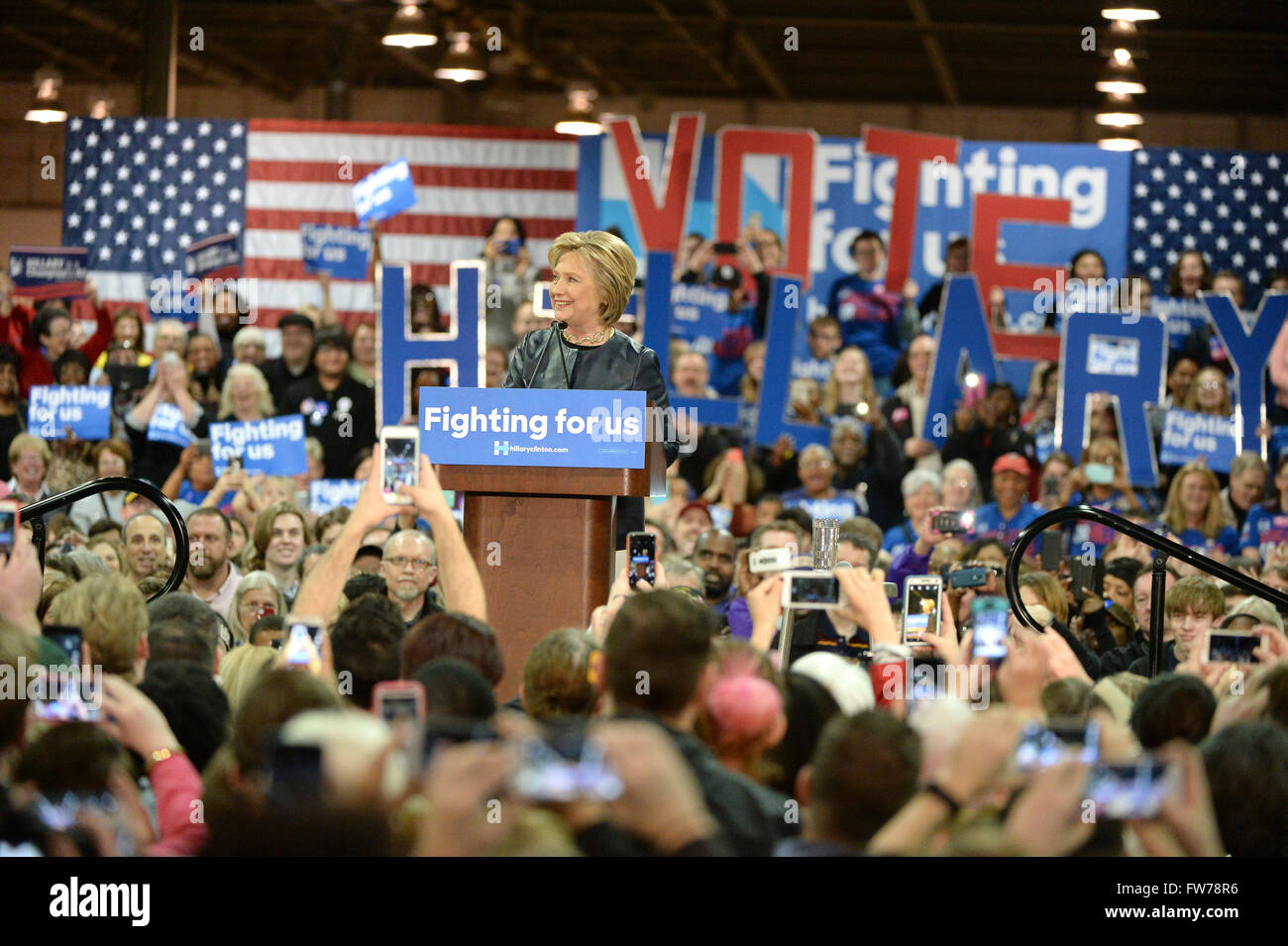 Saint Louis, MO, USA – March 12, 2016: Democratic presidential candidate and former Secretary of State Hillary Clinton campaigns Stock Photo